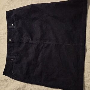 L.L. Bean women's size 16 blue corduroy skirt 5 pocket has stretch EUC or better